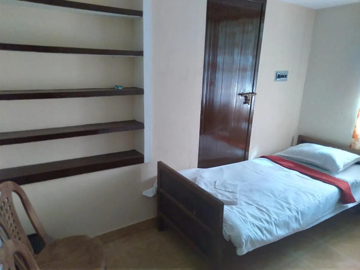 아파트 Homely Homestay 칼파타